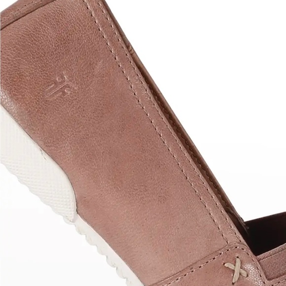 Frye Melanie Slip on - Picture 4 of 4
